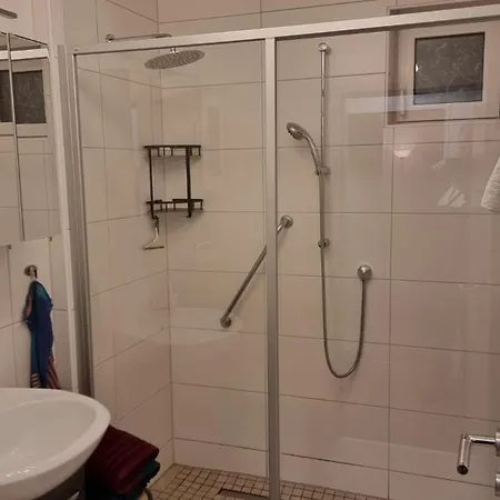 Apartment Gaestehaus Hoofdmann Upgant-Schott